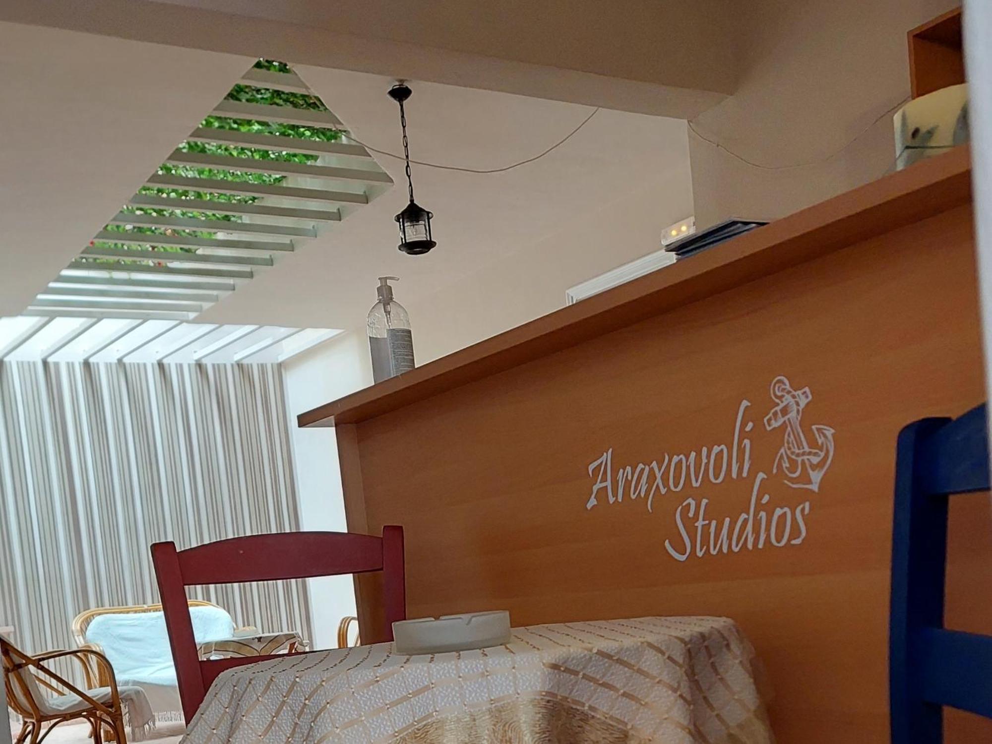Araxovoli Studios - Aραξοβόλι Lefkada Tsoukaládhes Exteriör bild